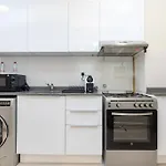 Bloom Heights: Pool, Gym & Wi-Fi - Jvc - Dubai